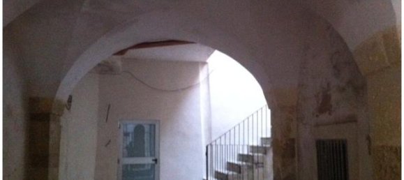 5 rooms House in Aradeo, Italy No. 252688 4