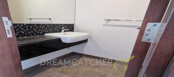 3 bedrooms Townhouse in Mudon, UAE No. 2624 13