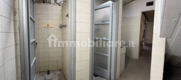 5-salle Entrepôt à Reggio Emilia, Italy No. 313517 18