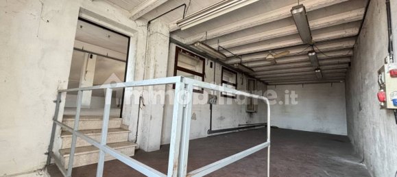5-salle Entrepôt à Reggio Emilia, Italy No. 313517 12