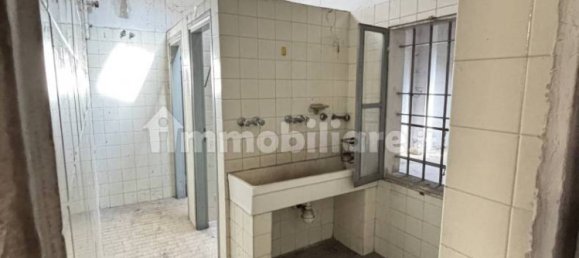 5-salle Entrepôt à Reggio Emilia, Italy No. 313517 19