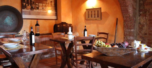 9 bedrooms House in Siena, Italy No. 196600 25