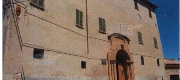 7 rooms Apartment in Castelplanio, Italy No. 94283 3