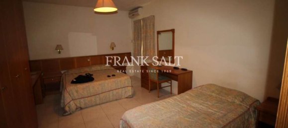 Apartamento T1 em Saint Paul's Bay, Malta N.º 2374 2