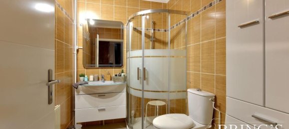 5 bedrooms House in Cutry, France No. 89732 13