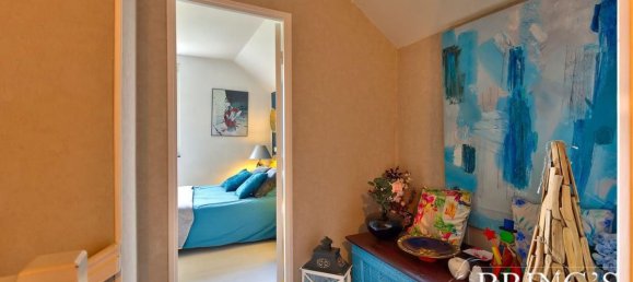 5 bedrooms House in Cutry, France No. 89732 16