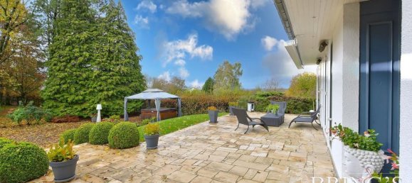 5 bedrooms House in Cutry, France No. 89732 30