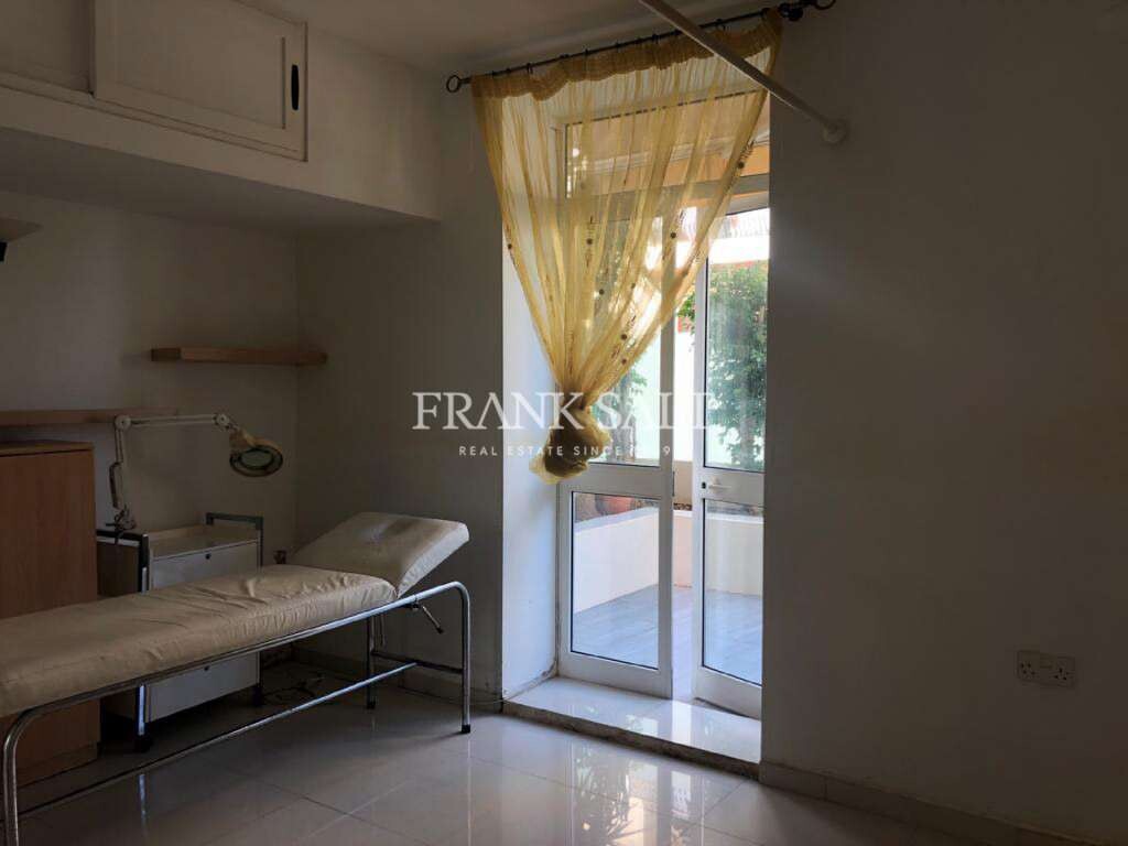 55m² Shop in Saint Paul's Bay, Malta No. 13038