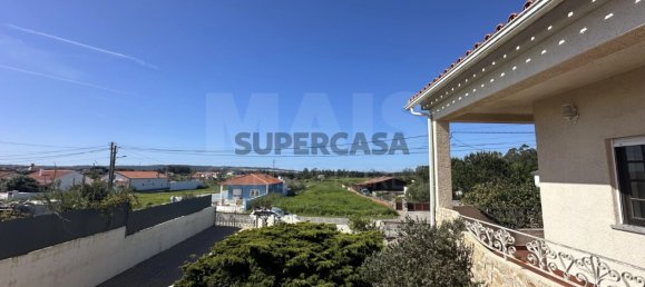 3 bedrooms House in Caldas da Rainha, Portugal No. 160323 4