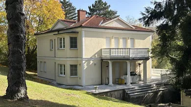 Дом с 6 комнатами в Клоштернойбург, Австрия № 256666