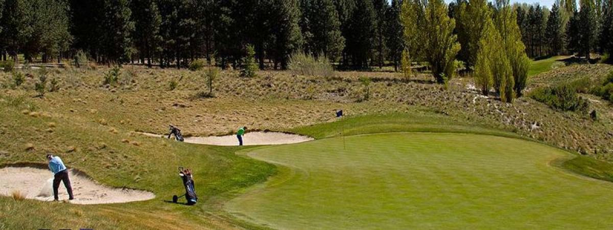  قطعة أرض في Neuquen, Argentina رقم 33153