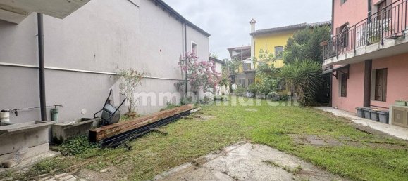 4 غرف نوم منزل في Udine, Italy رقم 271139 5