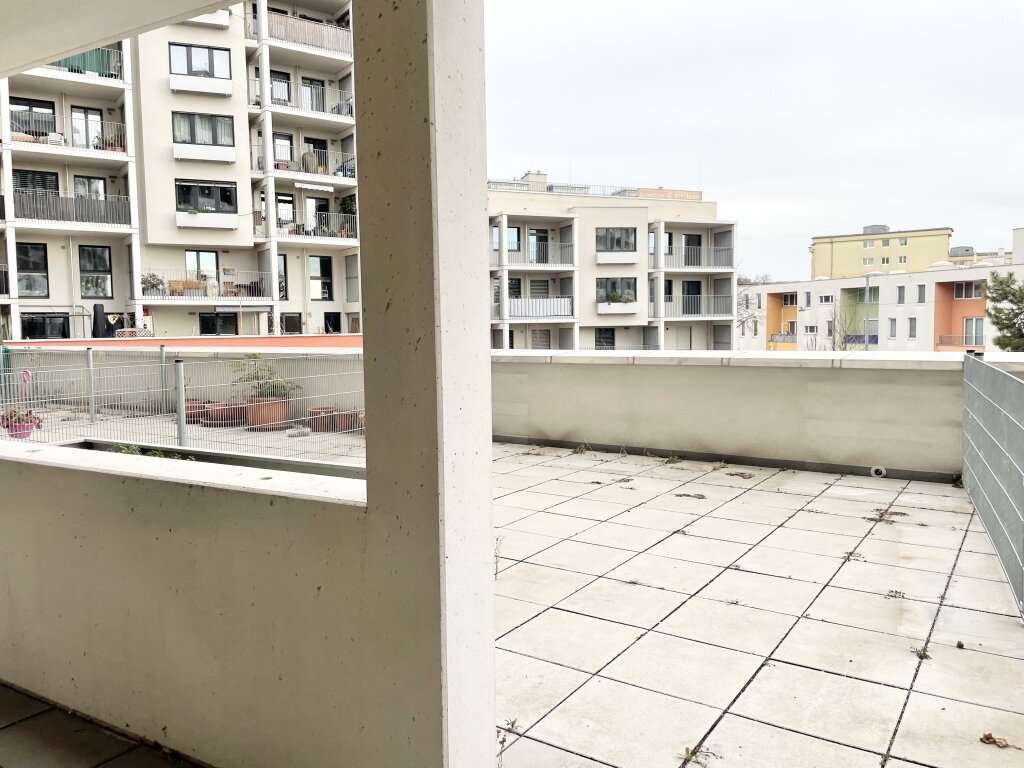 3غرفة شقة في Liesing, Austria رقم 33743