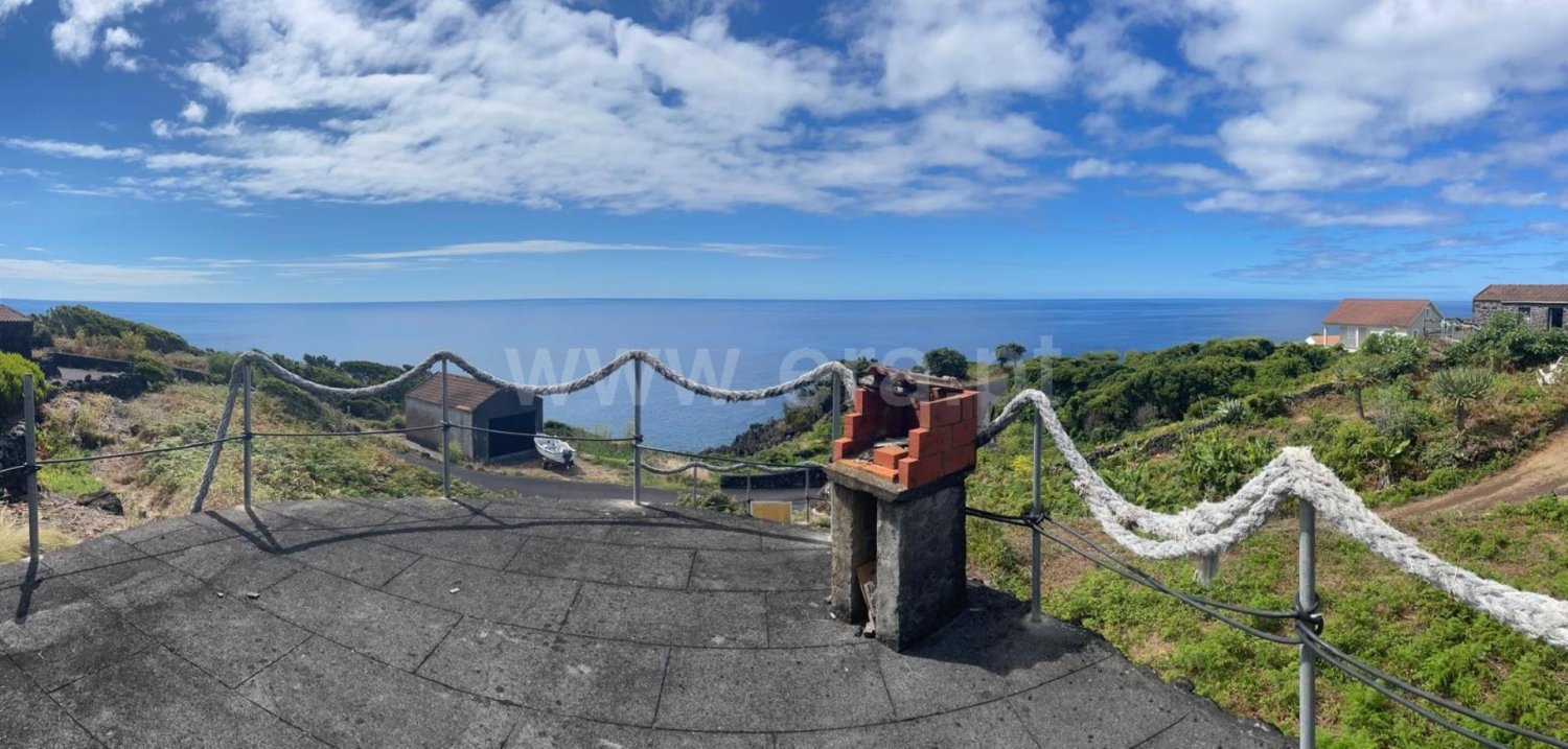 2 bedrooms House in Lajes do Pico, Portugal No. 354955