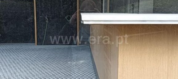 Commercial property in Vila Nova de Gaia, Portugal No. 146797 2