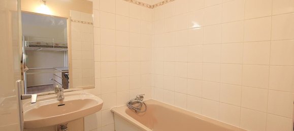 Estudio en Le Bourget, France No. 182515 6