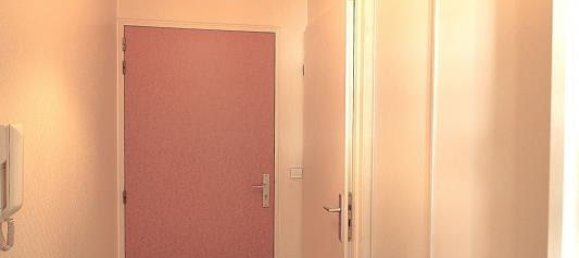 Estudio en Le Bourget, France No. 182515 9