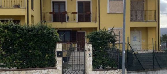 7غرفة شقة في Pescina, Italy رقم 183784 6