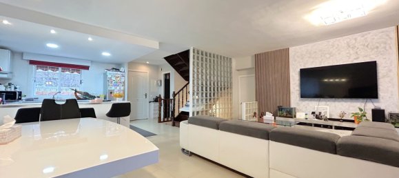 4 bedrooms House in Arroyomolinos, Spain No. 101672 20