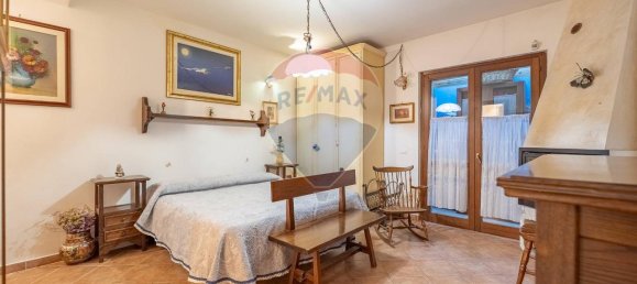 3 rooms House in Gallicano nel Lazio, Italy No. 39398 31