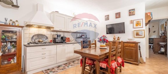 3 rooms House in Gallicano nel Lazio, Italy No. 39398 38