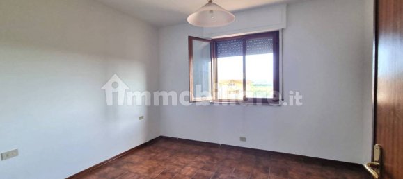 2 Schlafzimmer Wohnung in Ponsacco, Italy, Nr. 354652 9