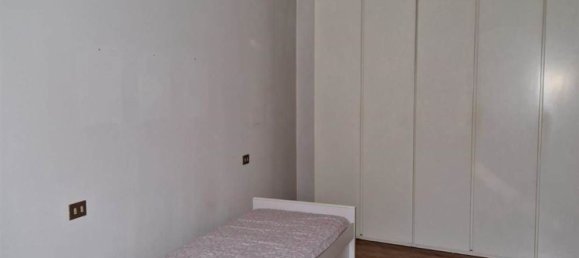 Дом с 5 комнатами в Гамболо, Италия № 212393 16