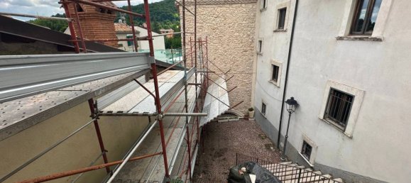 Entrepôt à Rocca di Mezzo, Italy 149m² No. 276607 9