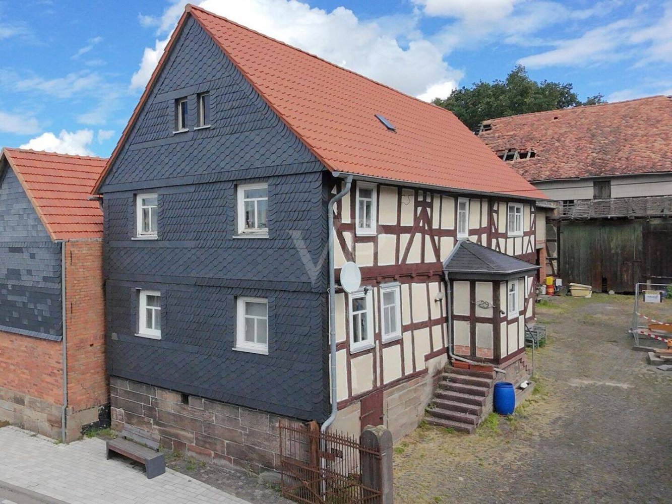 5 rooms House in Marburg-Biedenkopf, Germany No. 294631