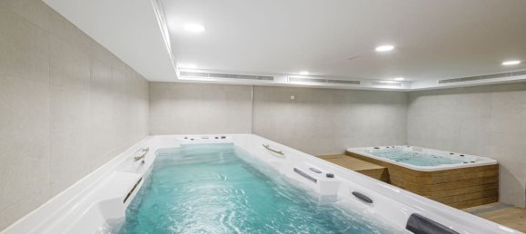 Ático de 2 dormitorios en Marbella, Spain No. 180788 22