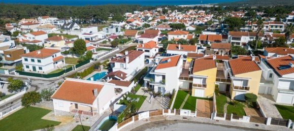 4 bedrooms Villa in Sesimbra, Portugal No. 141508 3