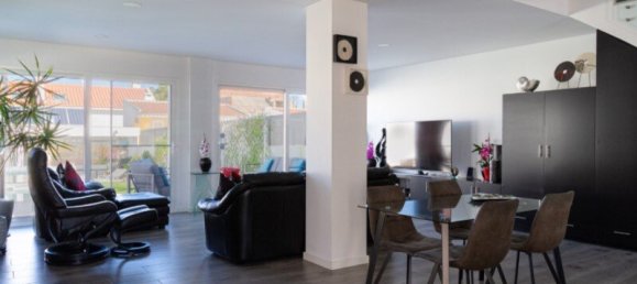 4 bedrooms Villa in Sesimbra, Portugal No. 141508 6