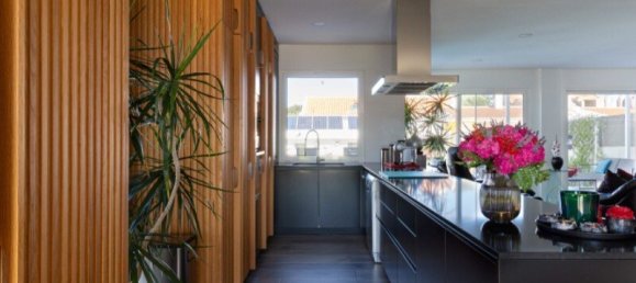 4 bedrooms Villa in Sesimbra, Portugal No. 141508 7