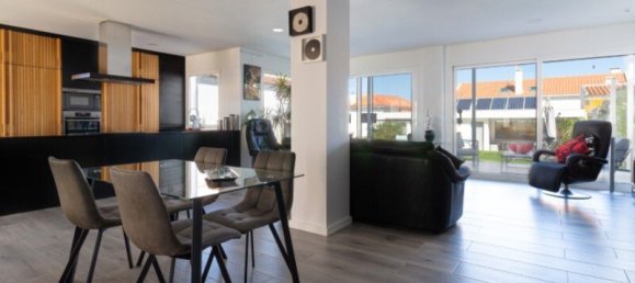 4 bedrooms Villa in Sesimbra, Portugal No. 141508 8