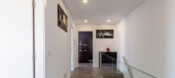 4 bedrooms Villa in Sesimbra, Portugal No. 141508 12