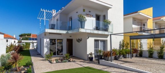 4 bedrooms Villa in Sesimbra, Portugal No. 141508 2