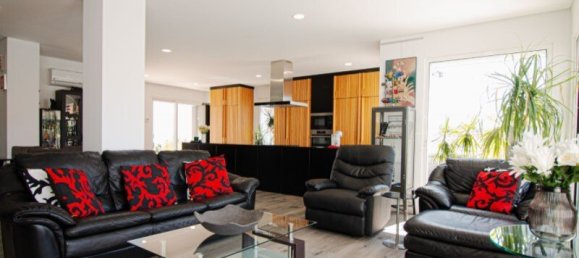 4 bedrooms Villa in Sesimbra, Portugal No. 141508 21