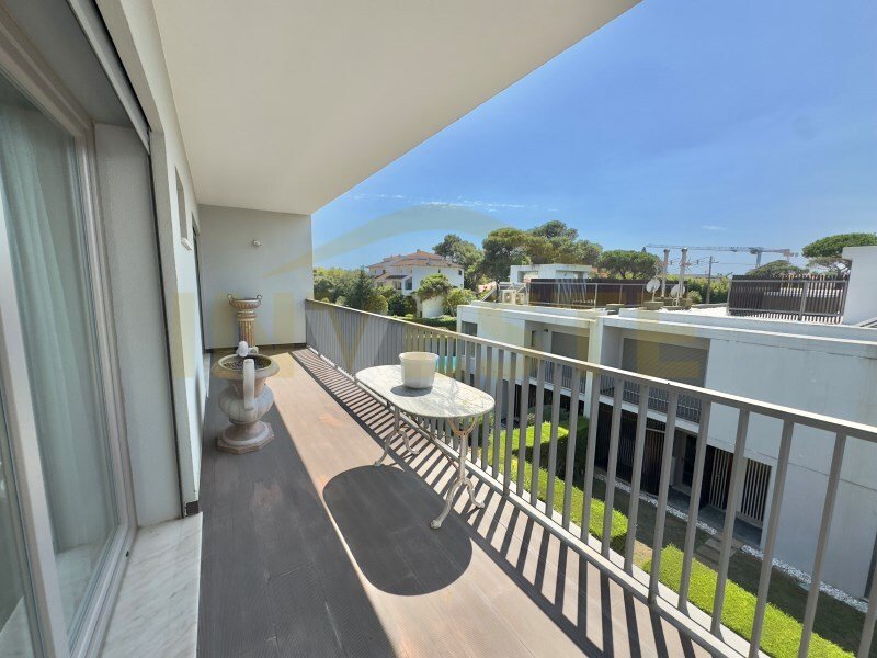 4 bedrooms House in Cascais, Portugal No. 237448