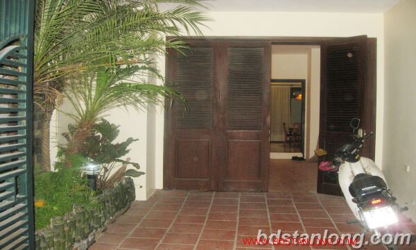 4 Schlafzimmer Villa in Tay Ho, Vietnam, Nr. 6356