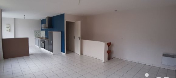 3 bedrooms House in Doue-en-Anjou, France No. 337495 3