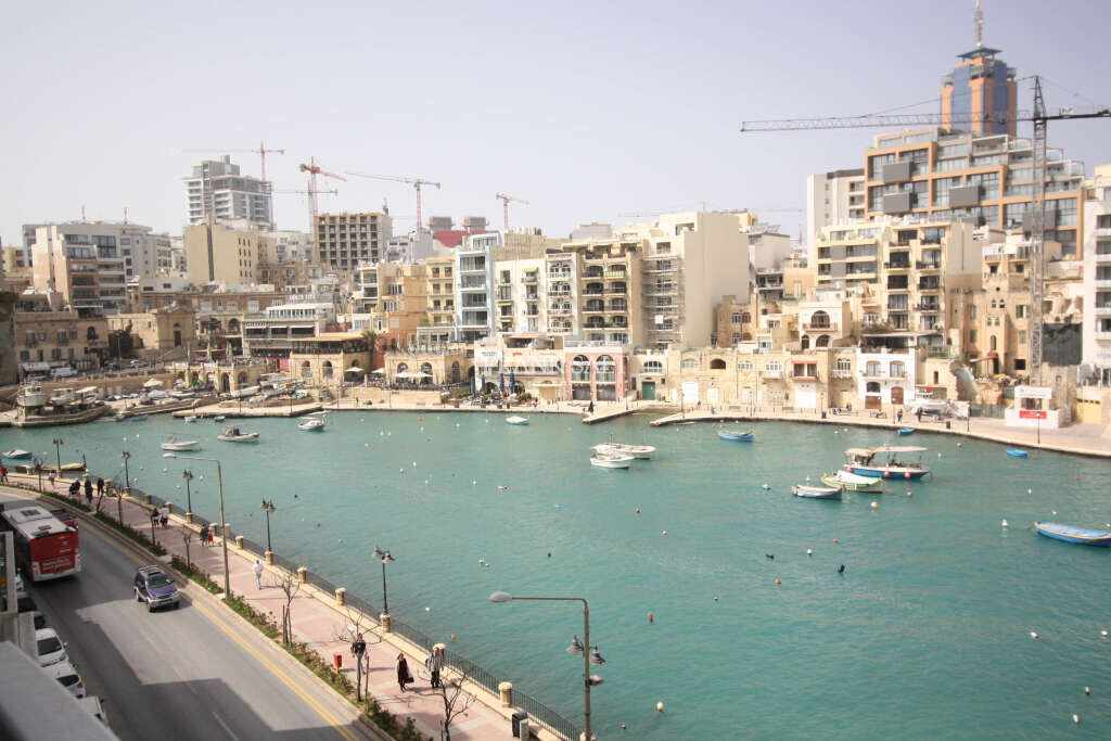 Apartamento T2 em Saint Julian's, Malta N.º 3331