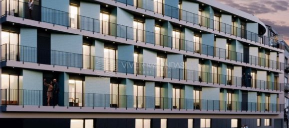 Parkplatz in Porto, Portugal 35m², Nr. 276558 4