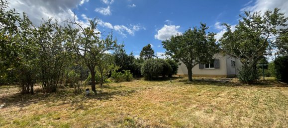 Casa de 3 dormitorios en Saint-Loubes, France No. 306714 2