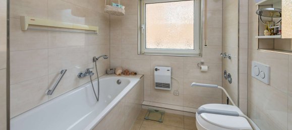 Дуплекс с 2 спальнями в Мёнхенгладбах, Германия № 227274 9