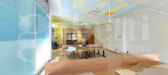 3 rooms Office in Quinto di Treviso, Italy No. 374591 9