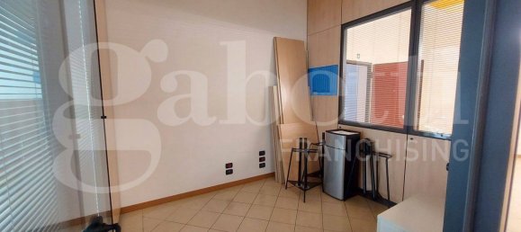 3 rooms Office in Quinto di Treviso, Italy No. 374591 13