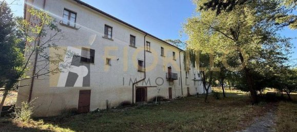 Edifício de 5 divisões em Contursi Terme, Italy N.º 267252 7