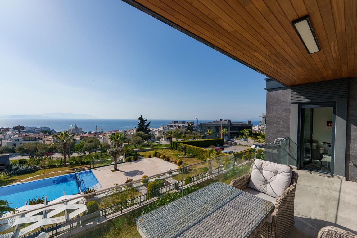 2 bedrooms Property in Kusadasi, Turkey No. 41054