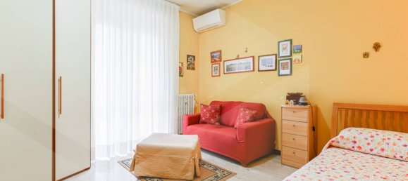 4غرفة شقة في San Donato Milanese, Italy رقم 22815 5