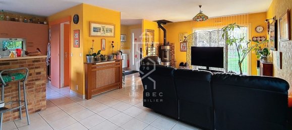 3 bedrooms House in Hennebont, France No. 99829 5